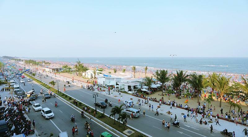 Отель Khach San Thu Linh Thanh Hoa Экстерьер фото
