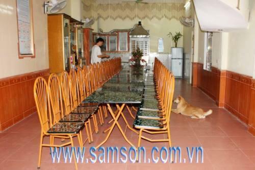 Отель Khach San Thu Linh Thanh Hoa Экстерьер фото