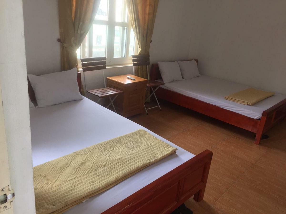 Отель Khach San Thu Linh Thanh Hoa Экстерьер фото